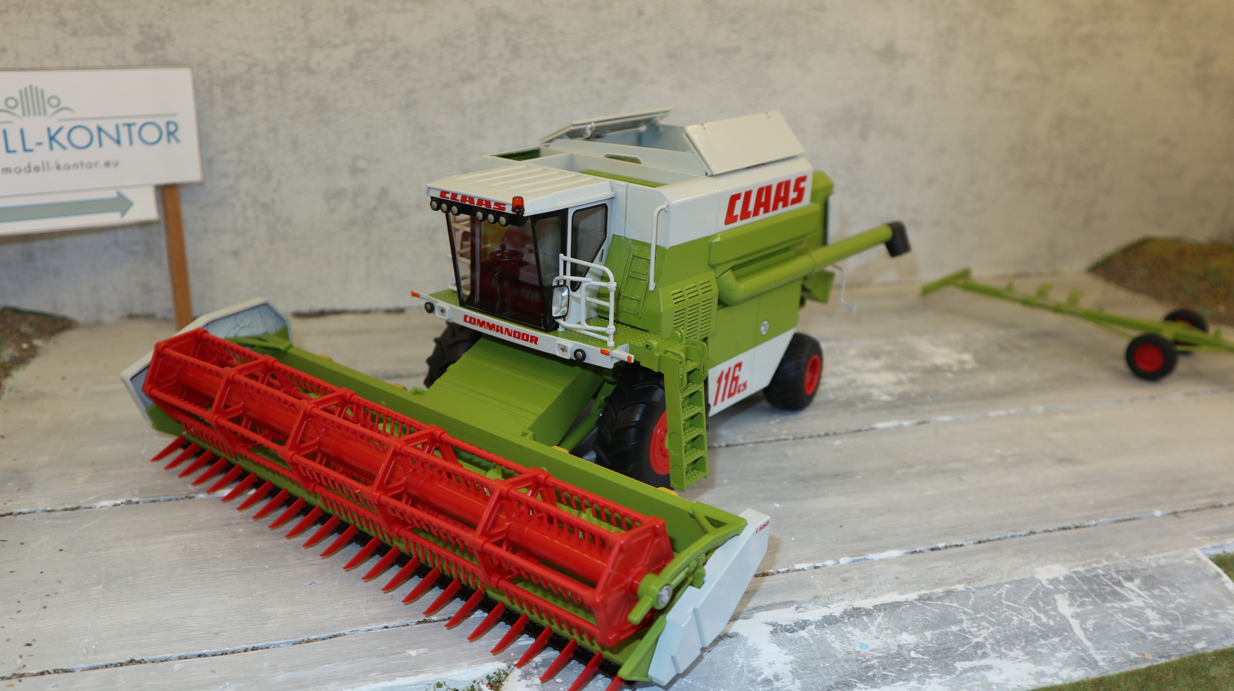 WIKING 077834 in 1:32, Claas Commander 116 mit Getreidevorsatz C660, NEU in OVP