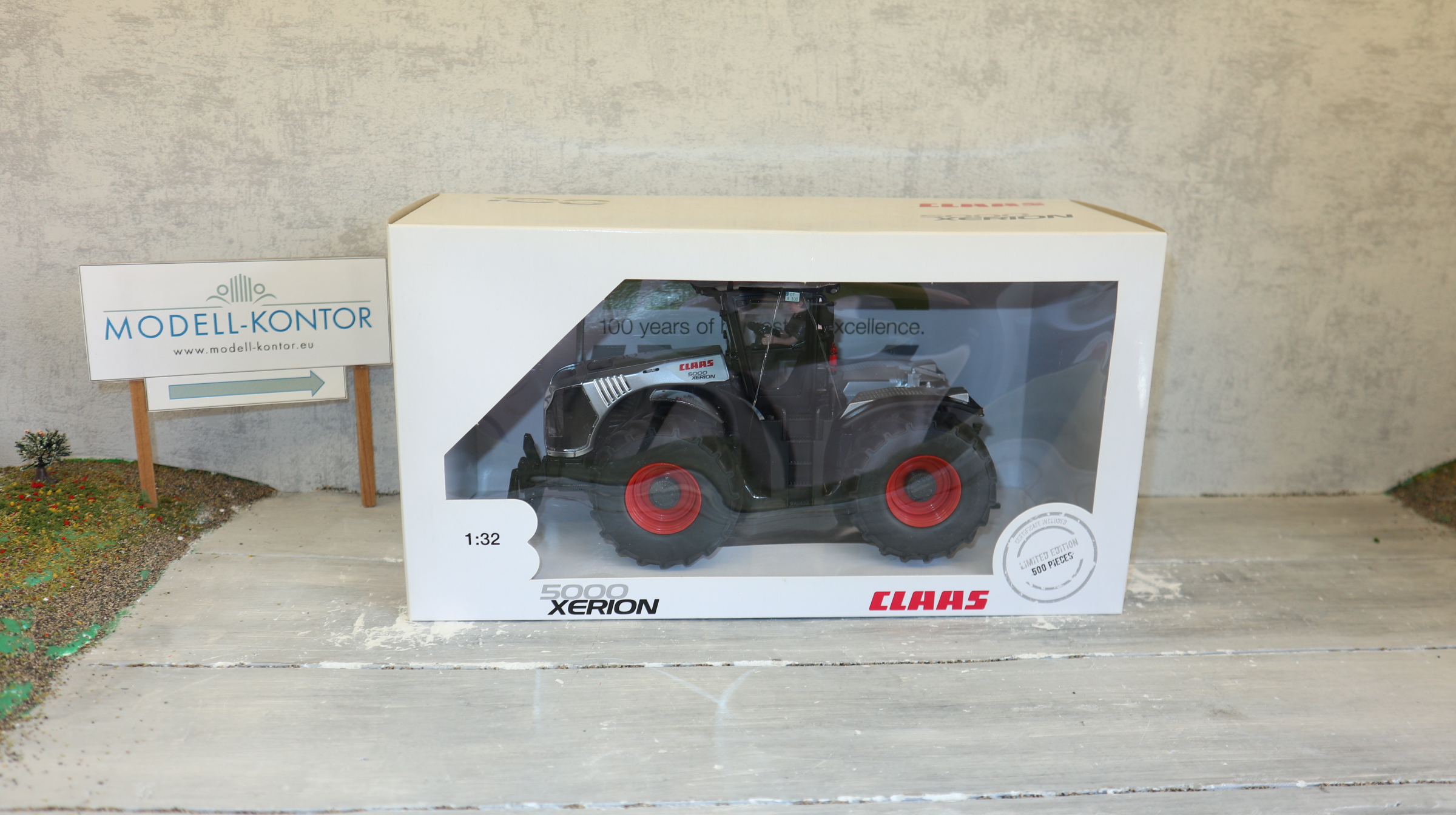 Siku 3271 in 1:32, Claas Xerion 5000 SILBER 100-Jahre-Claas, Sondermodell, Neu in OVP