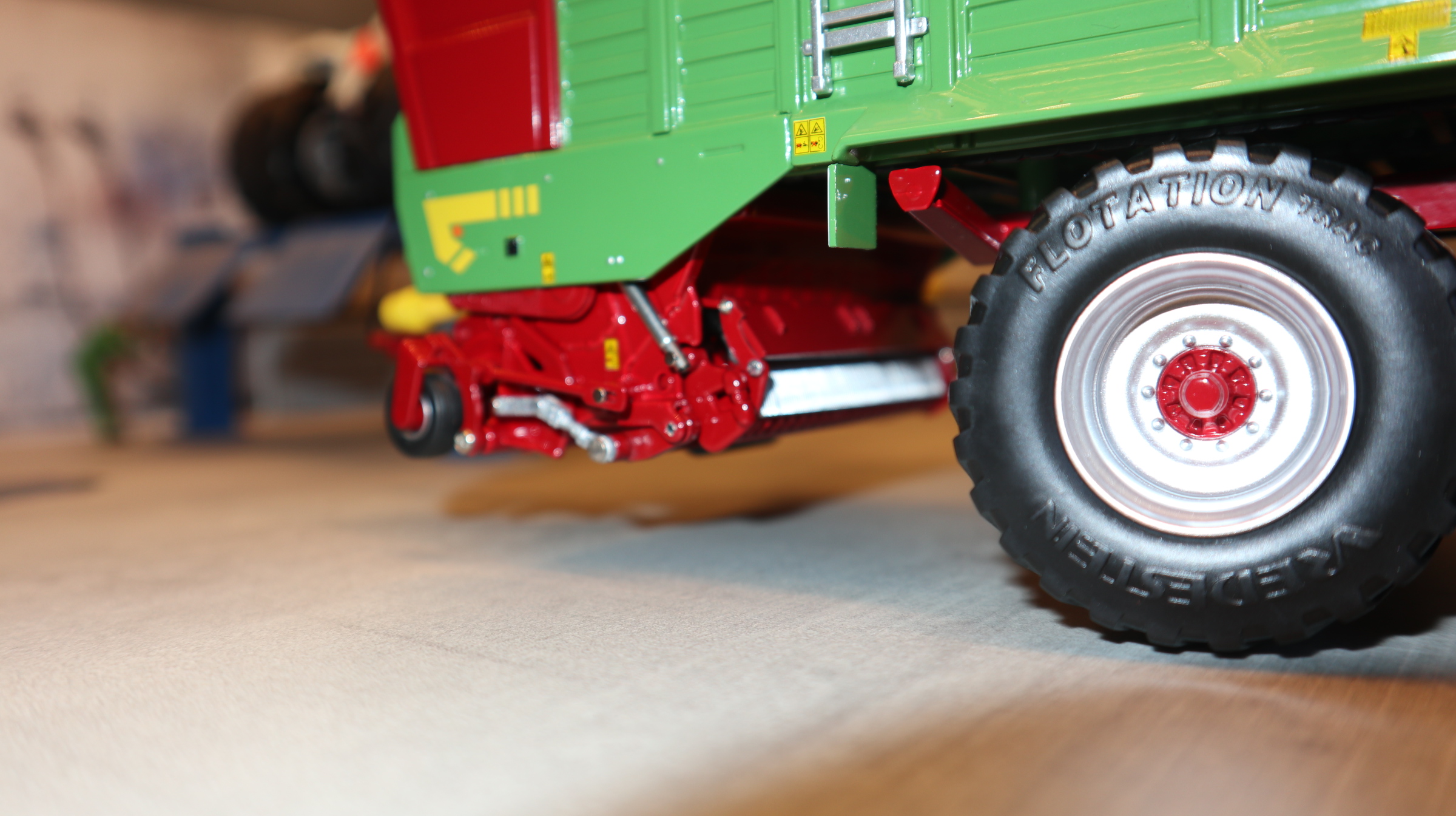 MarGe 2602 in 1:32, Strautmann Magnon 11-530 Silagewagen, NEU in OVP