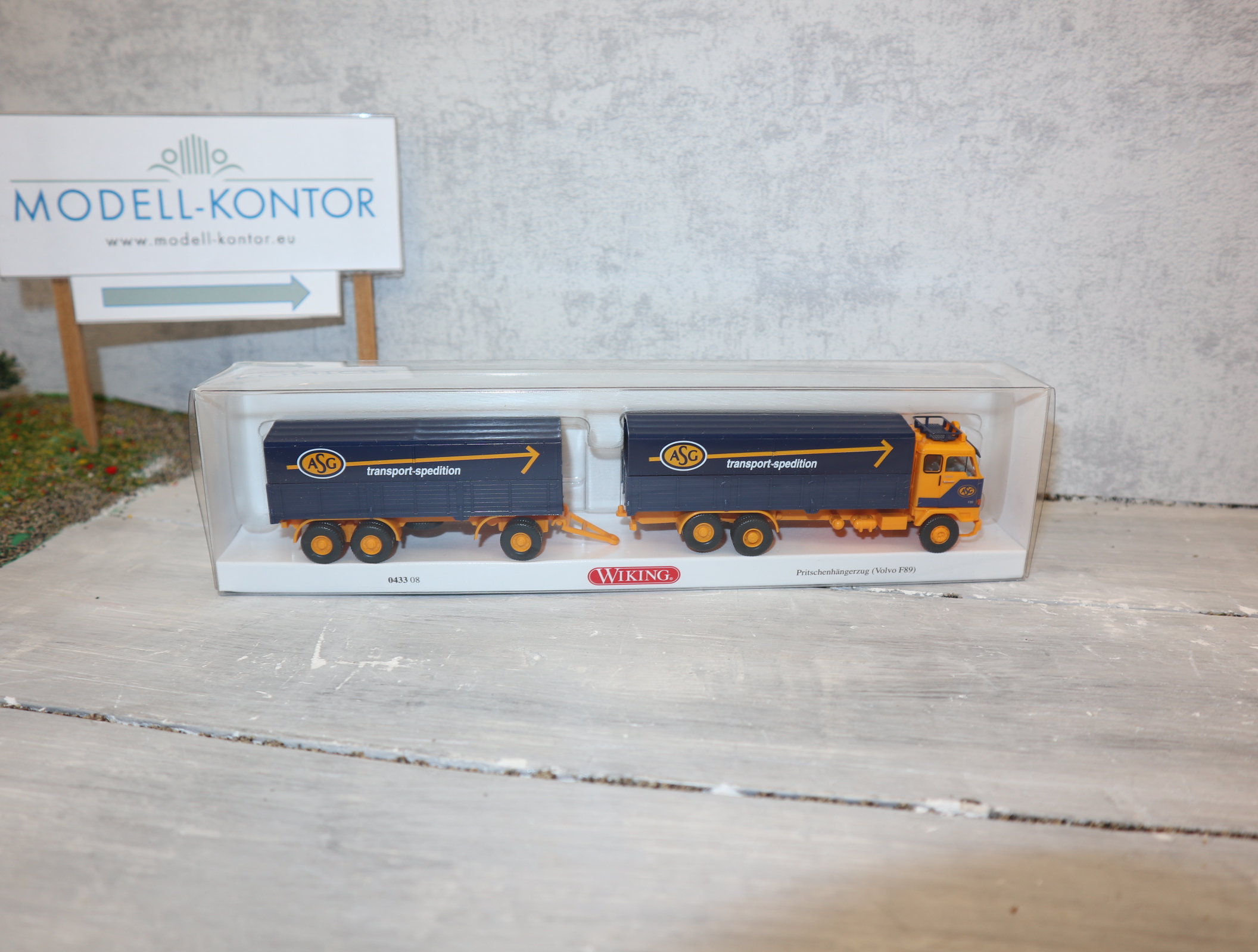 Wiking 043308 in 1:87 VOLVO F89 Pritschenwagen ASG,  NEU in OVP