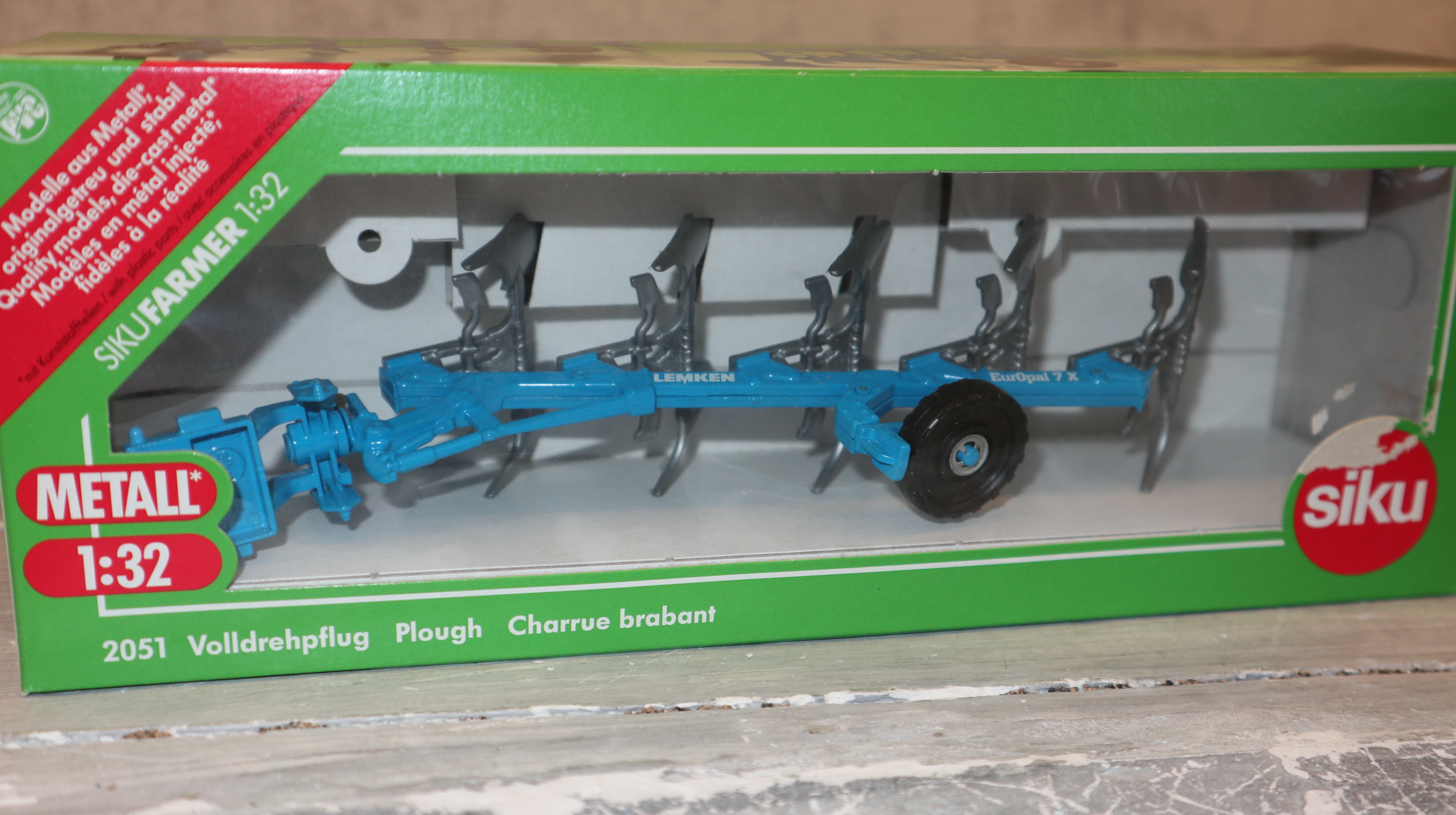 Siku 2051 in 1:32, Lemken Volldrehpflug hellblau, NEU in OVP