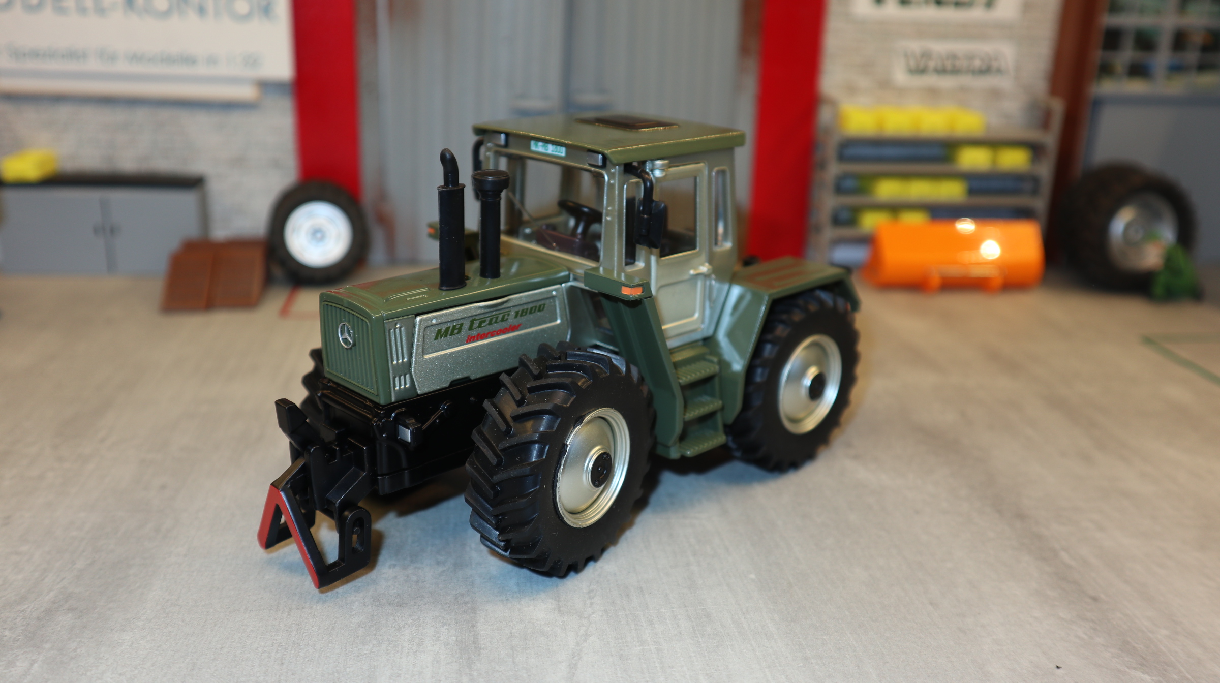 Siku 3478 in 1:32, MB-Trac 1800 silberdistel Modell 2026,  NEU in OVP