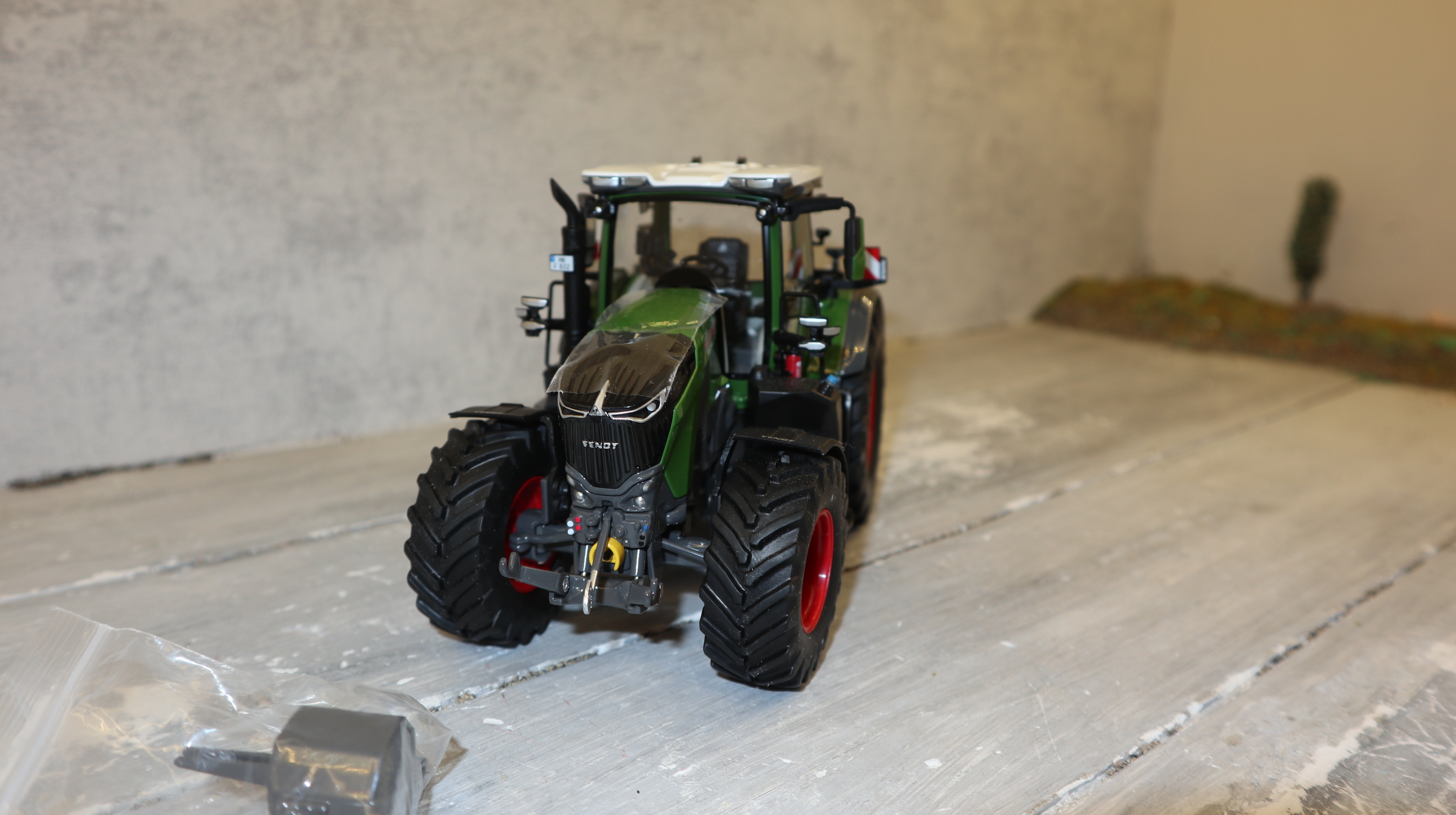 WIKING 077873 in 1:32. Fendt 832 Vario, NEU in OVP
