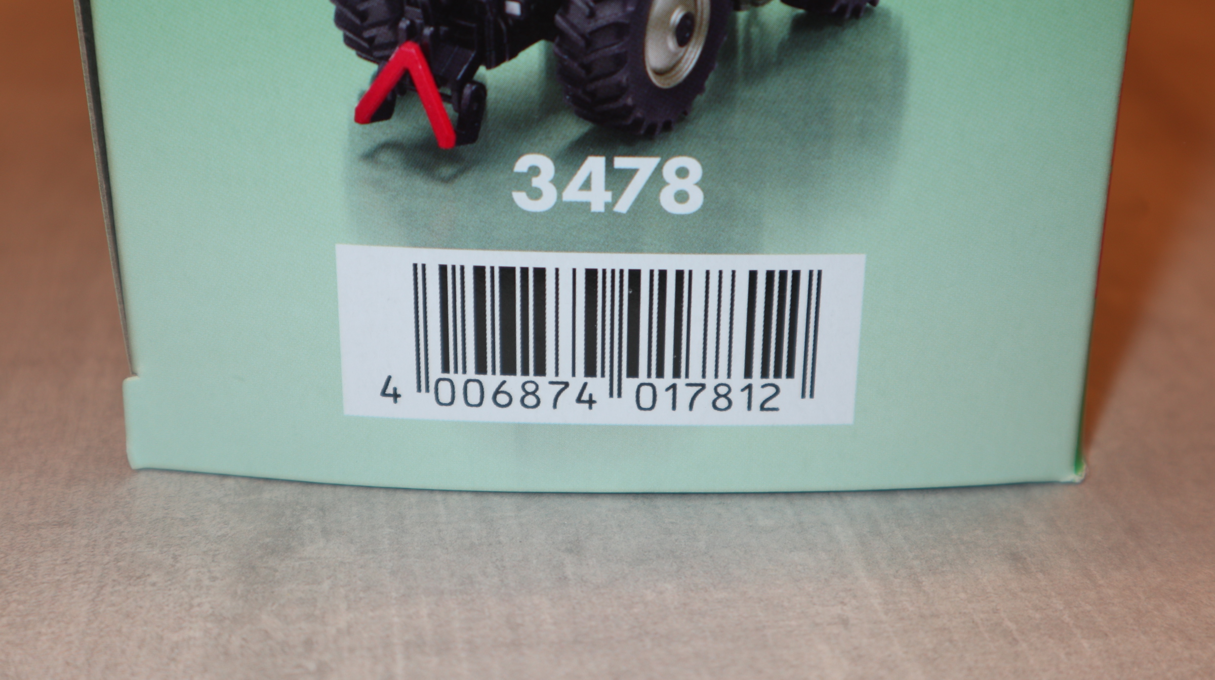 Siku 3478 in 1:32, MB-Trac 1800 silberdistel Modell 2026,  NEU in OVP