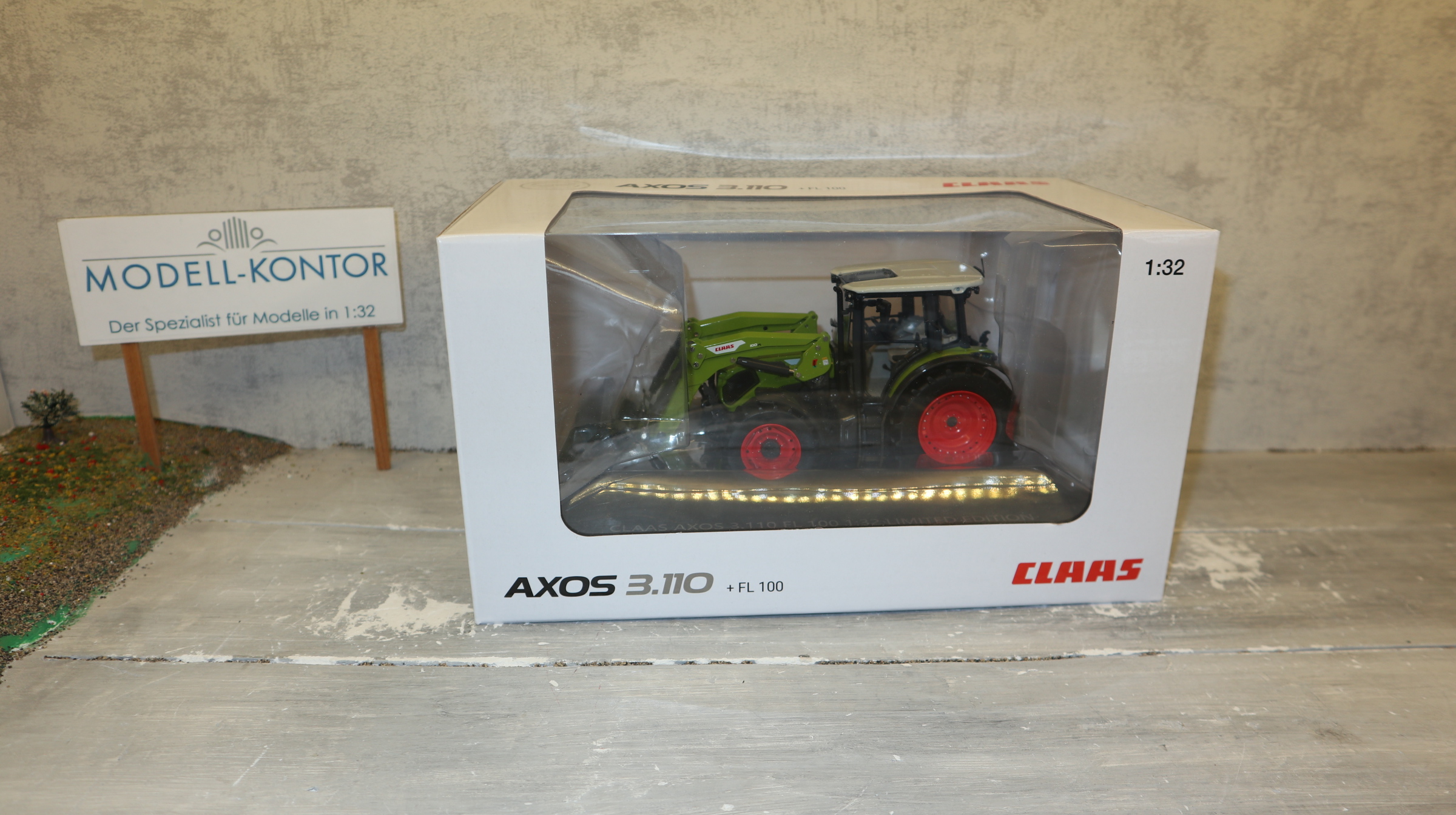 ROS 02675150 in 1:32, Claas Axos 3.110 mit Frontlader, NEu in OVP