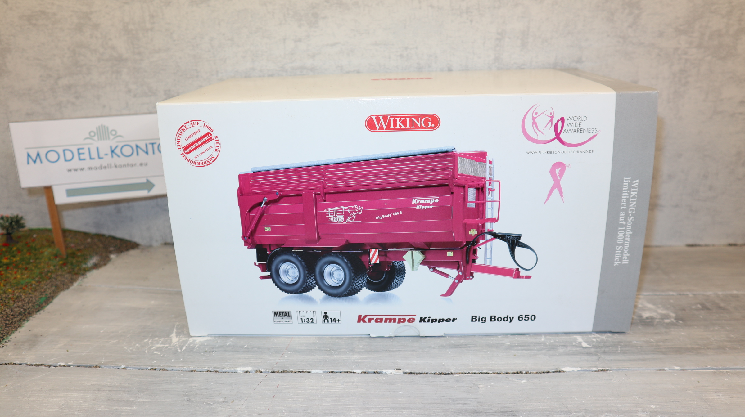 WIKING 877423 in 1:32, Krampe Kipper Big Body 650 PINK, Sondermodell 1.000 Stück, NEU in OVP
