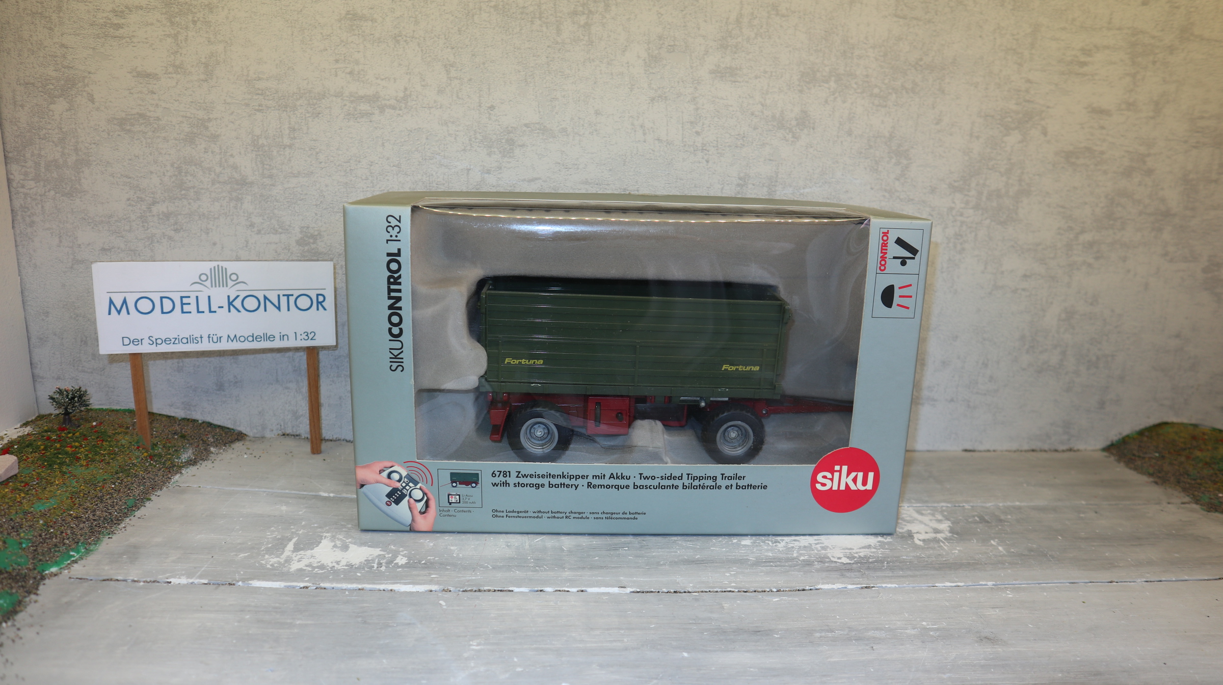 Siku Control 6781 in 1:32, Zweiseitenkipper mit Akku Version 1 für schwarze FB  NEU in OVP